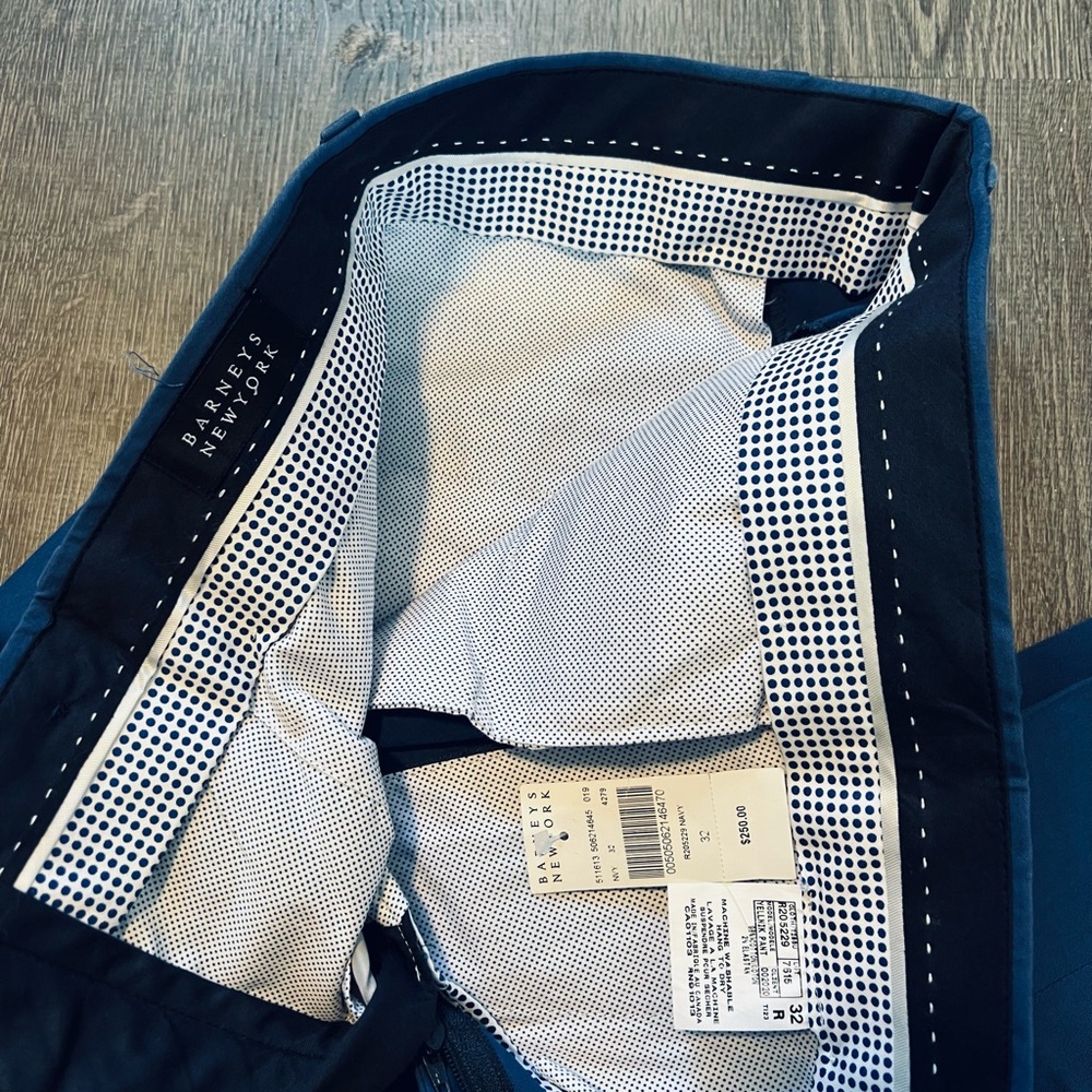 BARNEYS NEW YORK**Blue Size 32 Pants***$250 - Picture 4 of 5